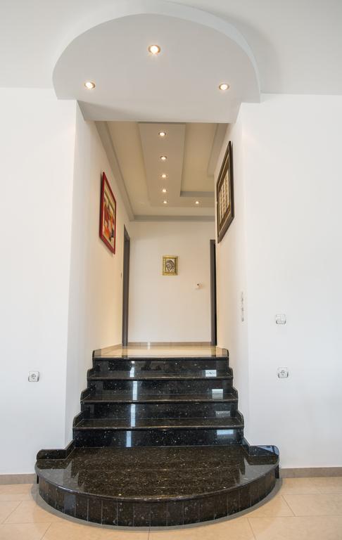 Villa Luca Pastida Bagian luar foto